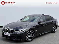 BMW 5-serie - 520i High Executive M-Sport Schuif/Kanteldak Head-Up Display | Laserlicht | Comfort Stoele