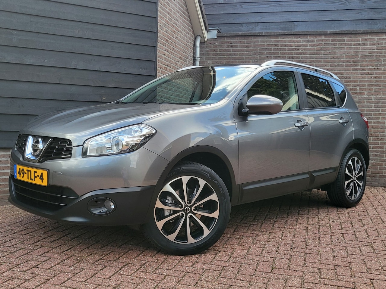 Nissan Qashqai - 1.6 Connect Edition - NAP - Trekhaak - Camera - Pano - AutoWereld.nl