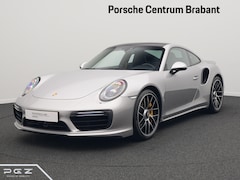 Porsche 911 - Turbo S
