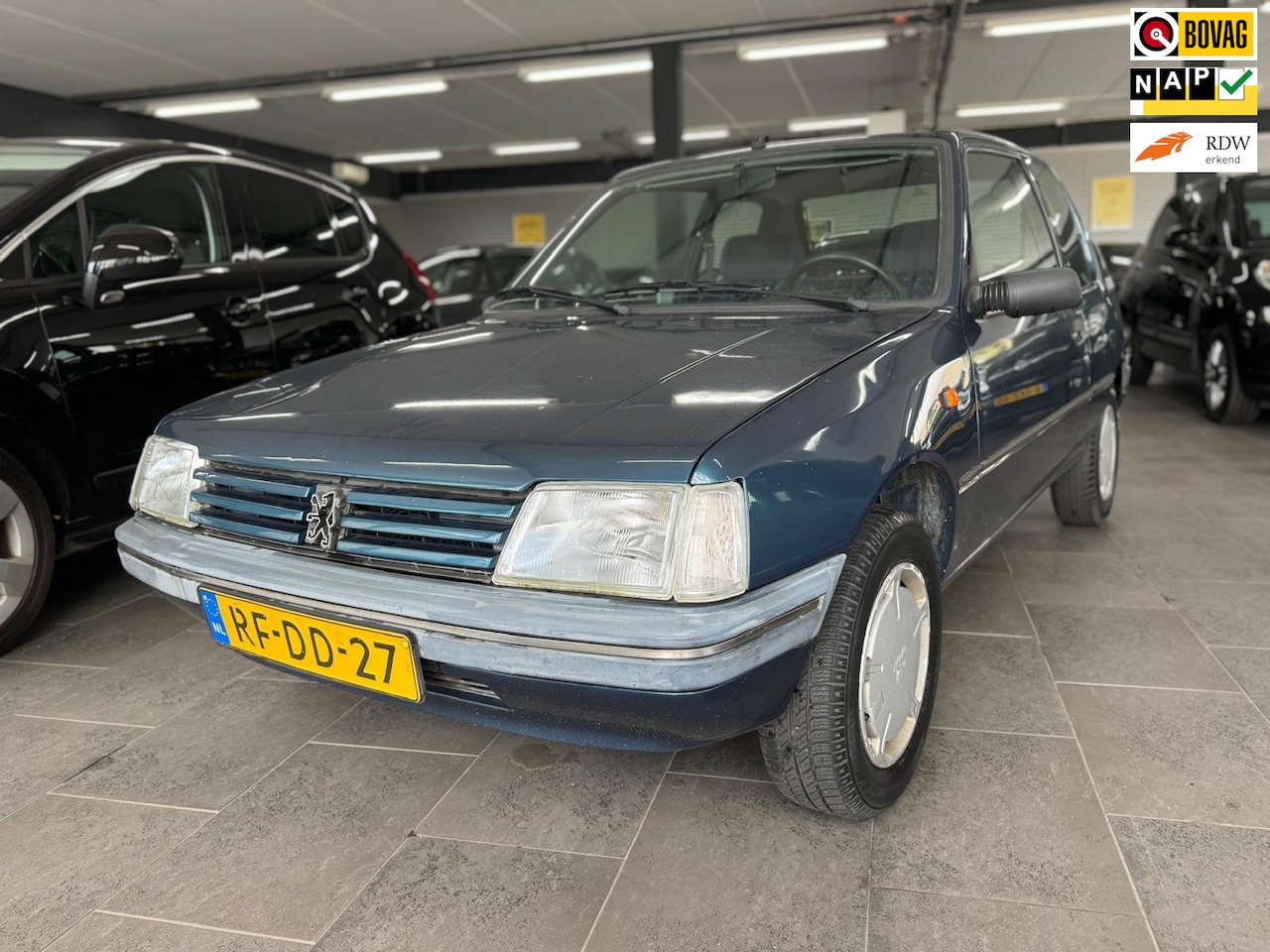 Peugeot 205 - 1.4 Génération 1-eigenaar elektrische pakket apk 11-09-2026 - AutoWereld.nl