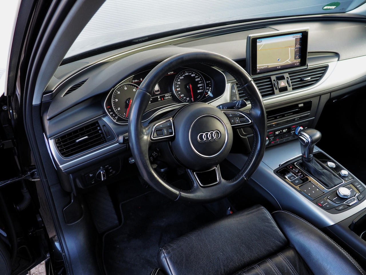 Audi A6 Avant - 2.0 TFSI Business Edition AUTOM. LPG!! LEDER CLIMA NAVI
