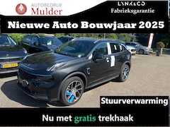 Lynk & Co 01 - 1.5 | Stuurverwarming | Zwarte hemel | Trekhaak | Pano | ACC | 360 Camera