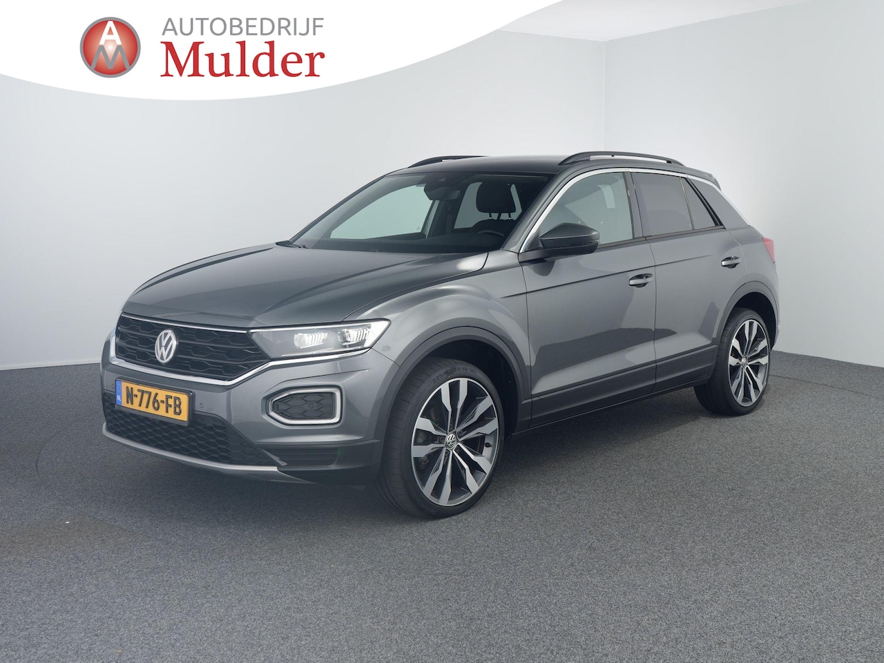Volkswagen T-Roc - 1.5 TSI Sport Business R-line | afneembare trekhaak | Vitual | Camera | - AutoWereld.nl