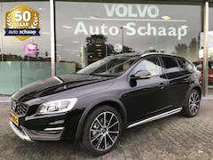 Volvo V60 Cross Country - 2.0 D4 Polar+ Luxury Automaat | Rijklaar incl garantie | Schuifdak Standkachel Trekhaak Do