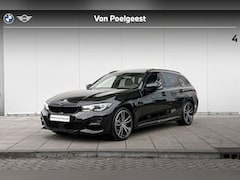 BMW 3-serie Touring - 320e High Executive M-Sport 19 Inch / Stuur & Stoelverwarming / Electrische Zwenkhaak / Gl