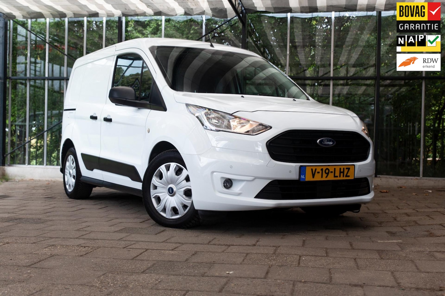Ford Transit Connect - 1.0 Ecoboost L1 Trend / MARGE / BPM-VRIJ / PDC / Stoelverwarming / Rijklaarprijs / 12mnd B - AutoWereld.nl