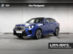 BMW iX2 - eDrive20 | M-Sport Pro | Innovation Pack | Head-up Display | Harman/Kardon | Panoramadak |