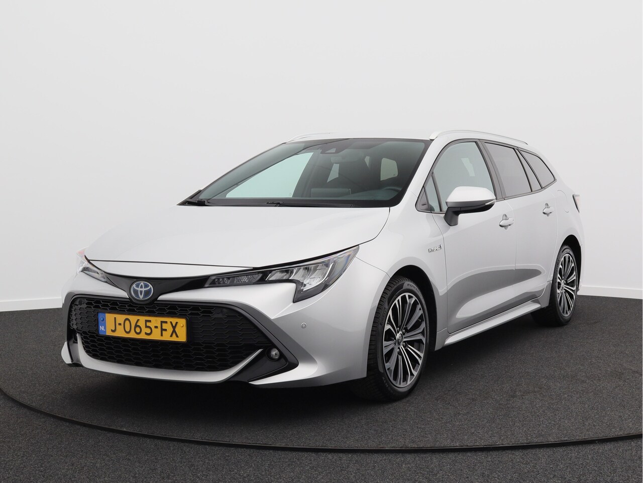 Toyota Corolla Touring Sports - 1.8 Hybrid Business Plus/ compleet! - AutoWereld.nl