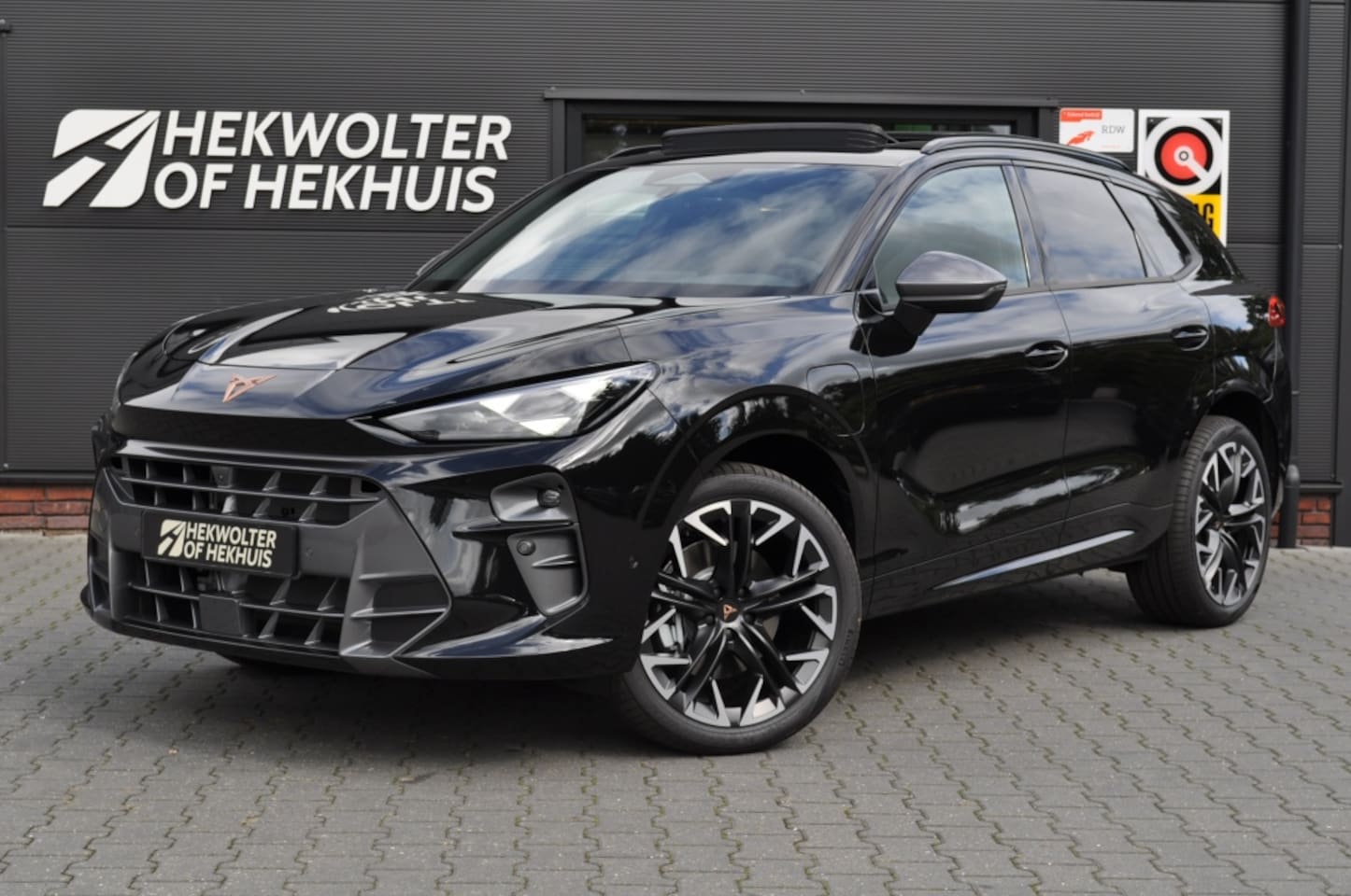 CUPRA Terramar - 1.5 e-Hybrid 204 PK | Panodak | Trekhaak | 360 | Keyles - AutoWereld.nl