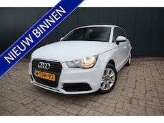 Audi A1 Sportback - 1.2 TFSI Attraction Pro Line Business Navigatie ECC. Bluetooth Cruise control Trekhaak Etc