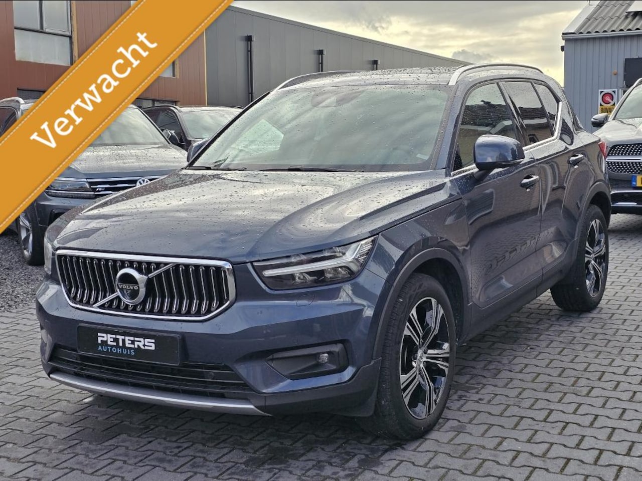 Volvo XC40 - 1.5 T3 Inscription| 1e eigenaar| Pano| Trekhaak - AutoWereld.nl