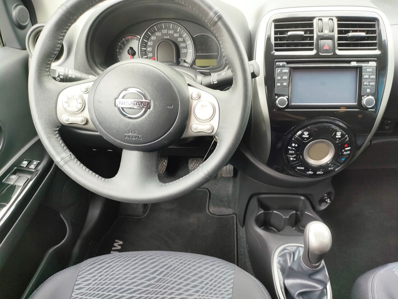 Nissan Micra - 1.2 Connect Edition N-TEC