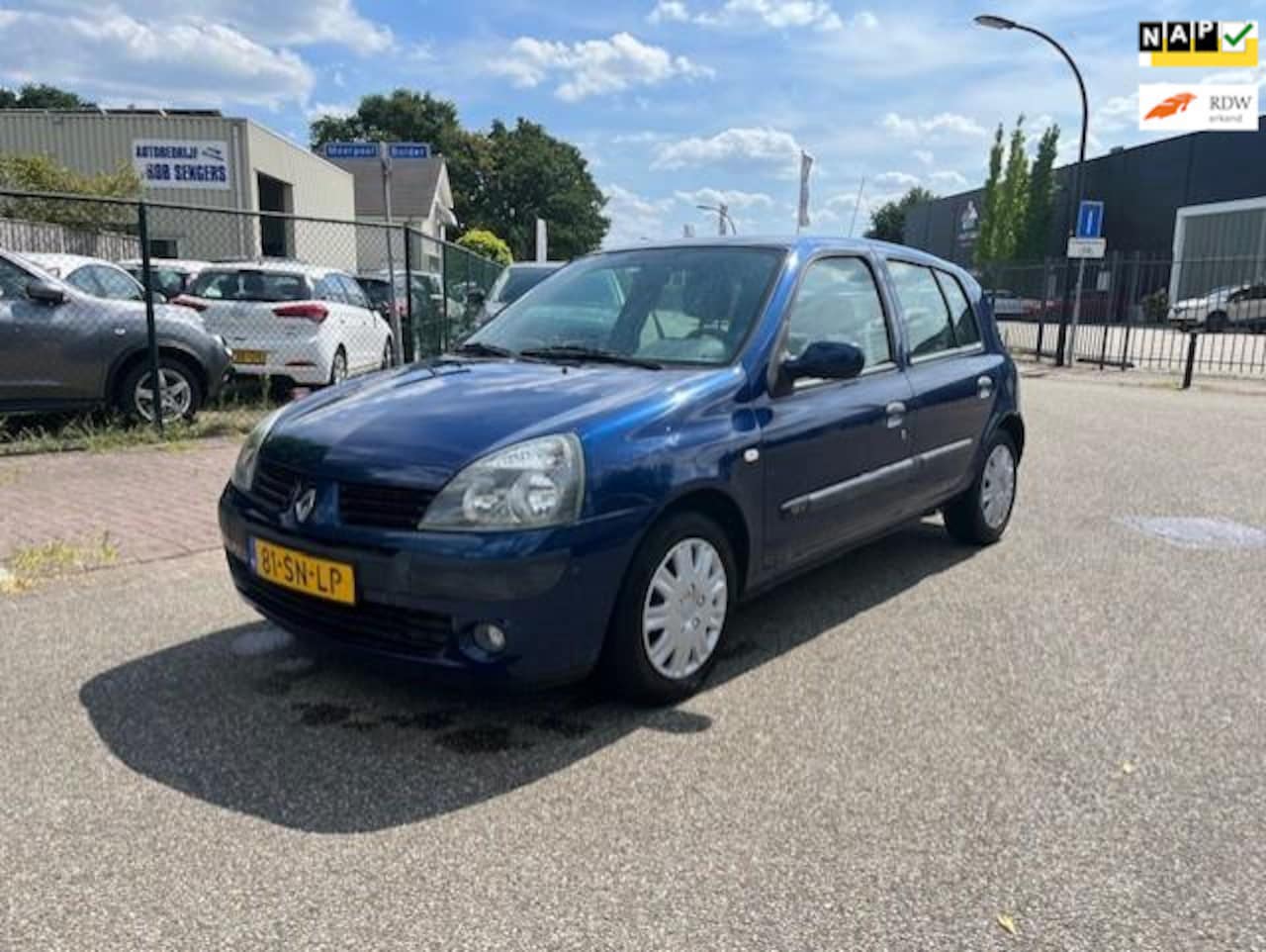 Renault Clio - 1.2-16V Dynamique Comfort 1.2-16V Dynamique Comfort - AutoWereld.nl