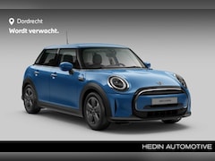 MINI Cooper - 5-deurs 1.5 Classic | Navigatie | LED | PDC | Apple CarPlay | Automaat
