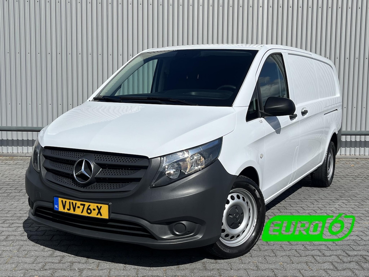 Mercedes-Benz Vito - 114 CDI Extra Lang*AUTOM*A/C*CRUISE*HAAK*2XSCHUIF* - AutoWereld.nl
