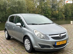 Opel Corsa - 1.4-16V '111' Edition 1e eigenaar dealer onderhouden cruis control airco cv op afs