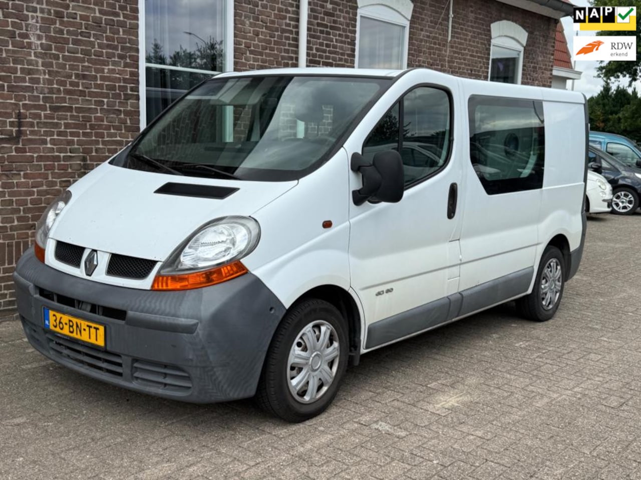 Renault Trafic - 1.9 dCi DC Série Spéciale DUBBEL CABINE - AutoWereld.nl