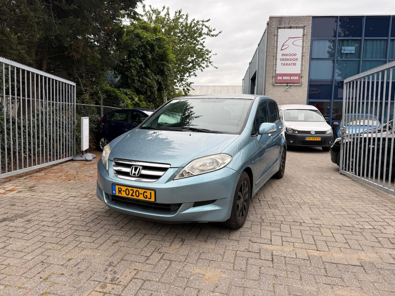 Honda FR-V - 2.0i Comfort 2.0i Comfort, Clima, Apk 03/2026, 6 Persoons - AutoWereld.nl