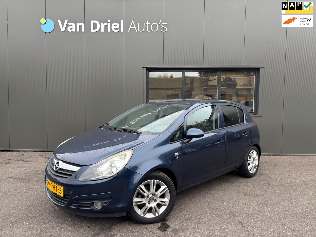 Opel Corsa - 1.2-16V '111' Edition / Airco / 1e Eigenaar! - AutoWereld.nl