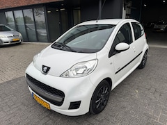 Peugeot 107 - 1.0-12V 5DRS AUTOMAAT AIRCO TOERENTELLER ORIG NL NAP