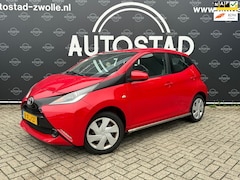 Toyota Aygo - 1.0 VVT-i x-play Nap/Apk/Aux/Elektramen/