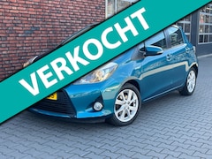 Toyota Yaris - 1.5 Full Hybrid Dynamic AchteruitrijCam./Clima/Airco/Cruise/Trekhaak/Bluetooth/LM-16"