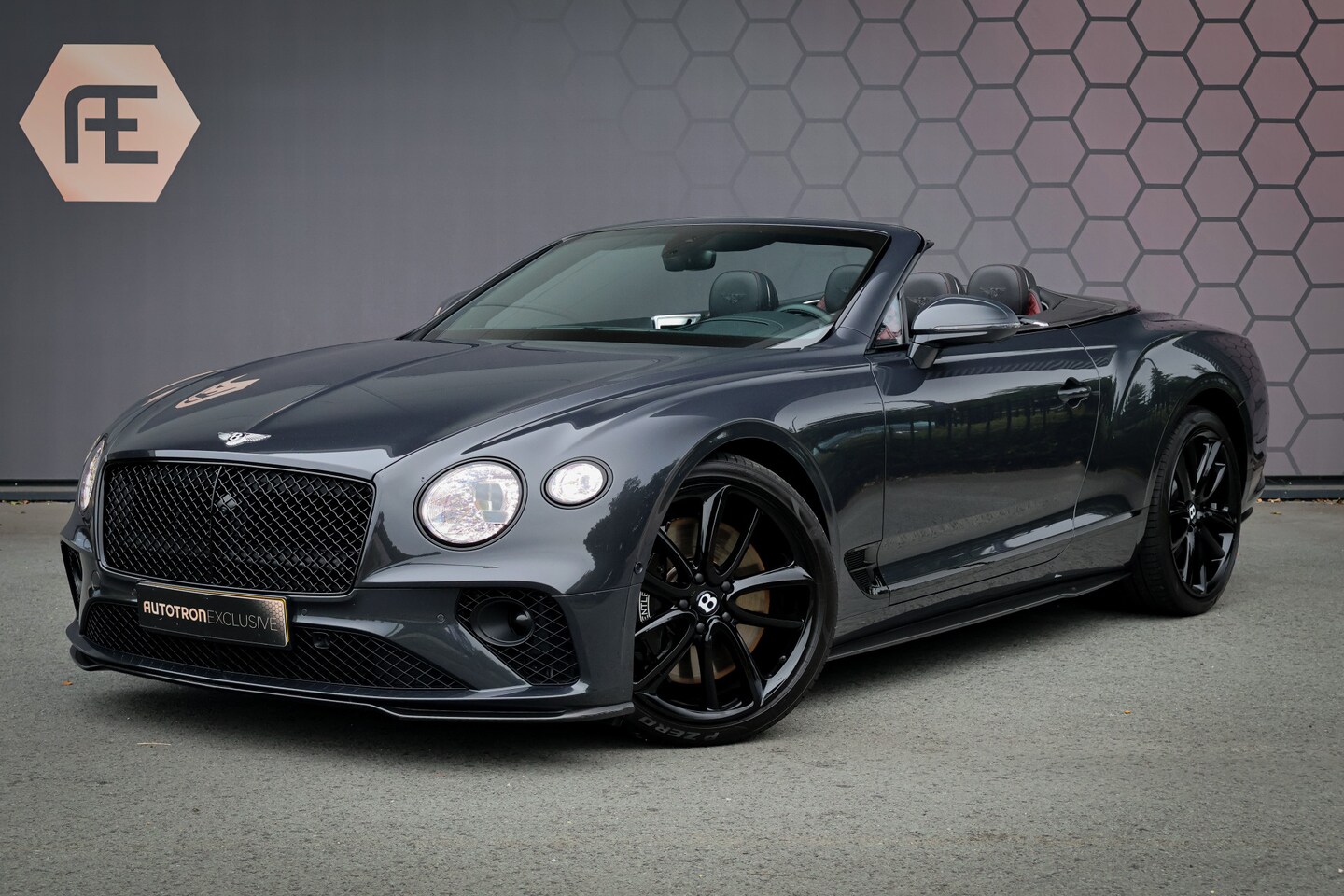 Bentley Continental GTC - 4.0 V8 First Edition | NAIM | CARBON EXTERIOR & INTERIOR | ROTATING DISPLAY | SPORTUITLAAT - AutoWereld.nl