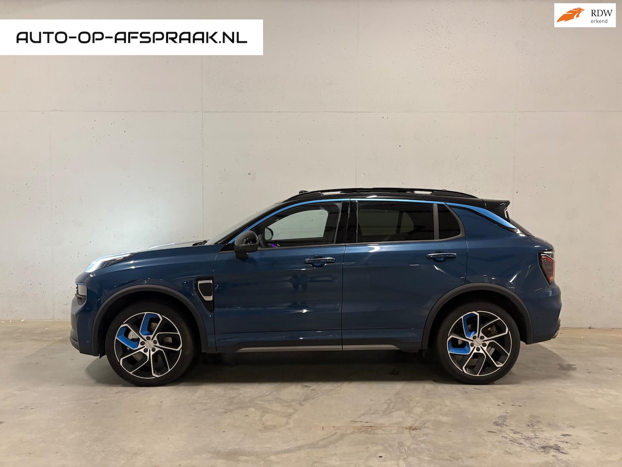 Lynk & Co 01 - 1.5 BTW 21% Pano 360cam Infinity Facelift - AutoWereld.nl