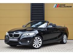 BMW 2-serie Cabrio - 220i * Stoelverwarming * Half leder * Navigatie * Xenon