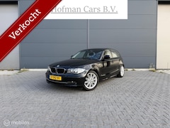 BMW 1-serie - 5-deurs 118d Business Line zwart Trekhaak NW APK