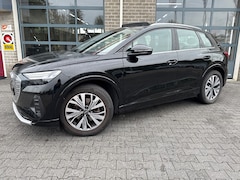 Audi Q4 e-tron - 35 Launch edition Advanced Plus 55 kWh | SCHUIFDAK | CAMERA |