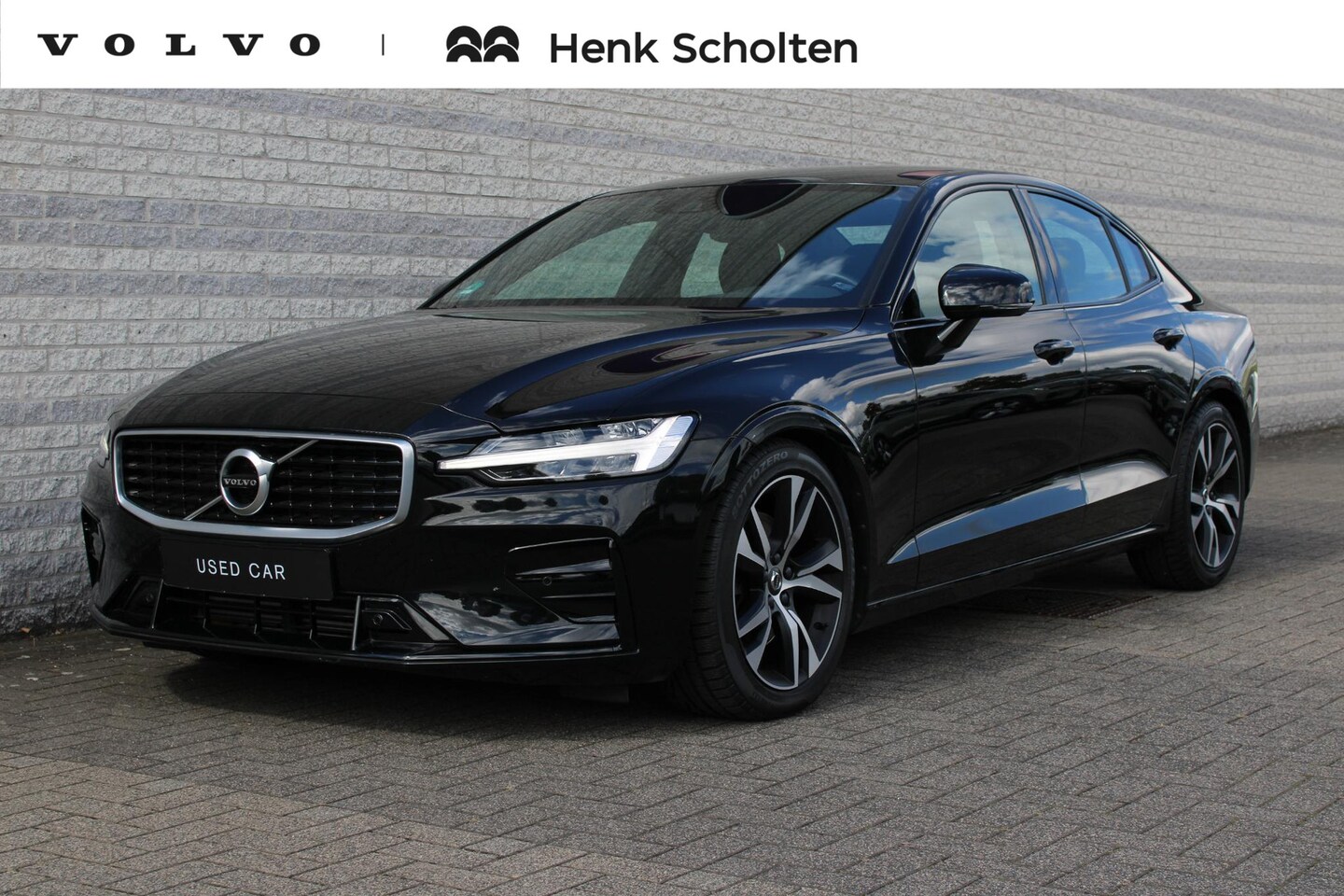 Volvo S60 - T4 190pk GT R-Design | Dealeronderhouden | Leder | Park Assist Line | Deelbare achterbank - AutoWereld.nl