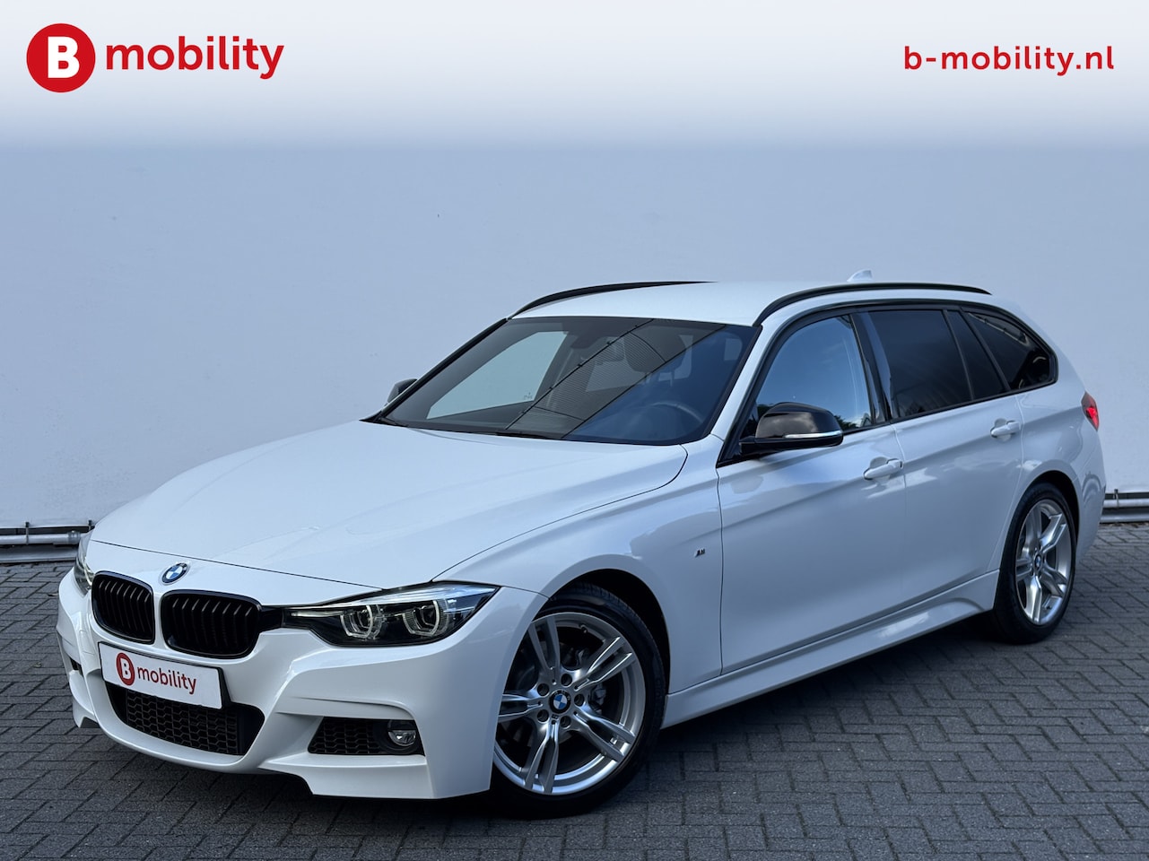 BMW 3-serie Touring - 318i High Executive M-Sport Apple CarPlay | Leer | Cruise control | Navigatie | LED Koplam - AutoWereld.nl