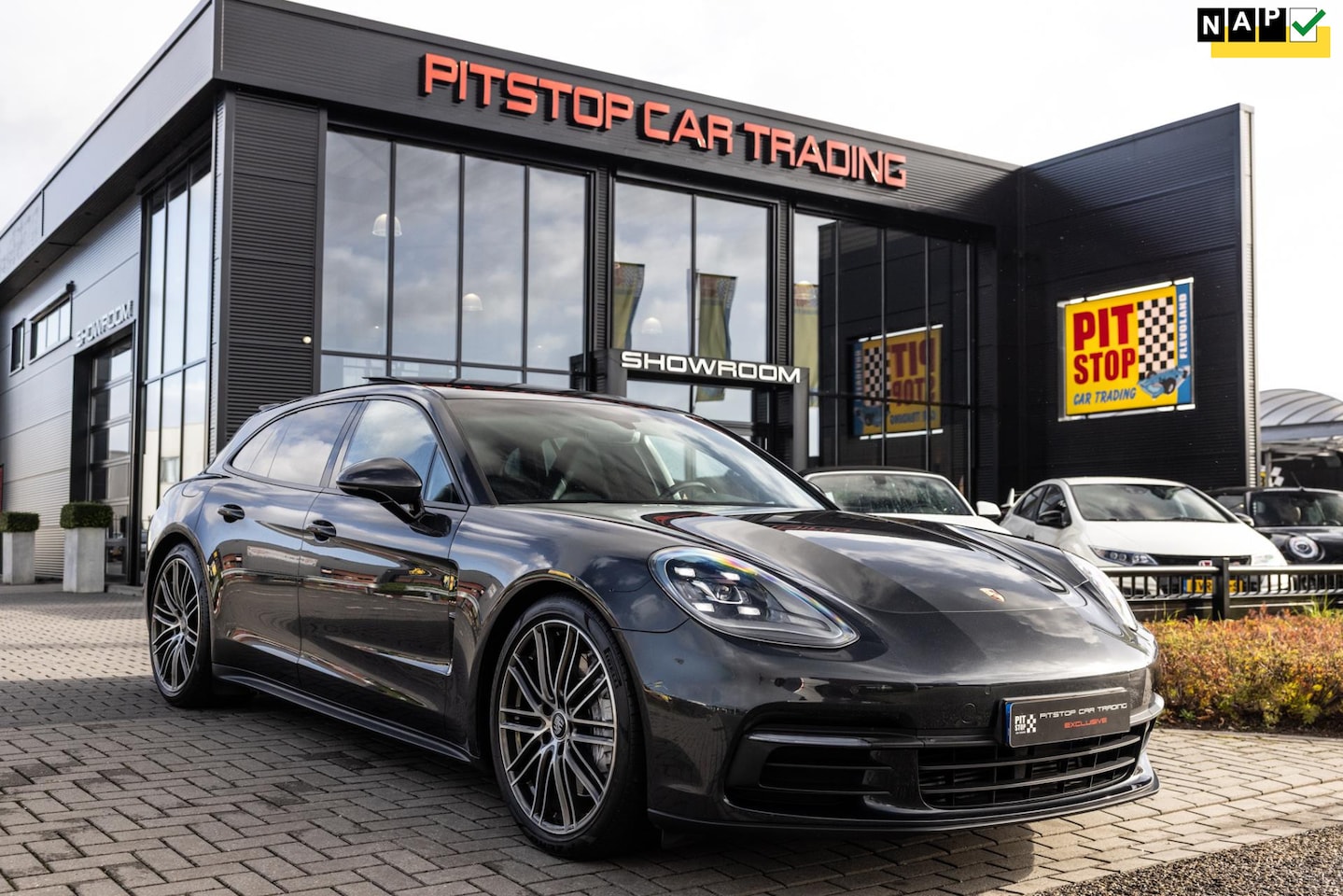 Porsche Panamera Sport Turismo - 3.0 4 3.0 4, 331 PK, Pano, Luchtvering, PDLS! - AutoWereld.nl