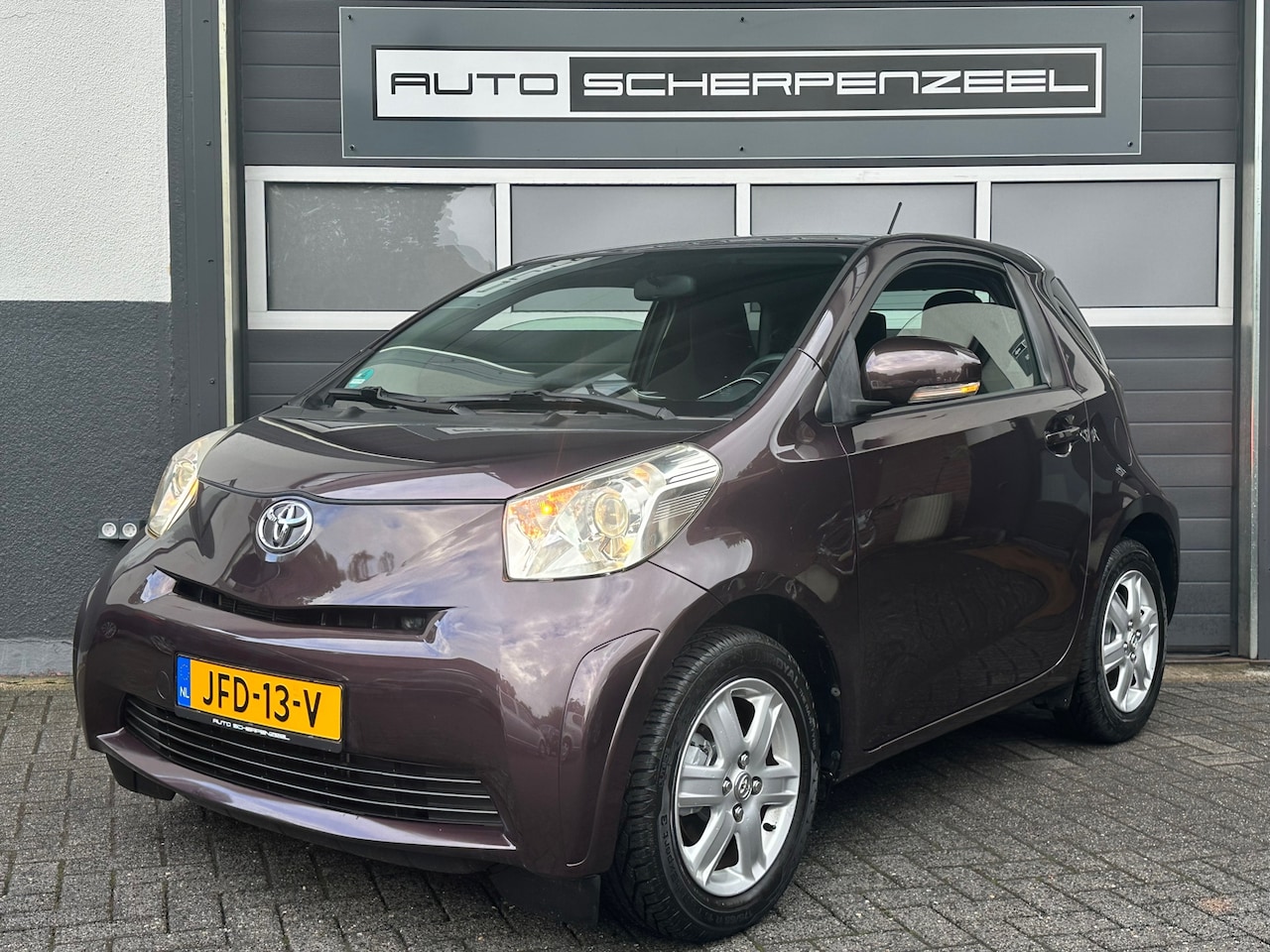 Toyota iQ - 1.0 VVTi Aspiration | AIRCO | ZUINIG I BETROUWBAAR - AutoWereld.nl