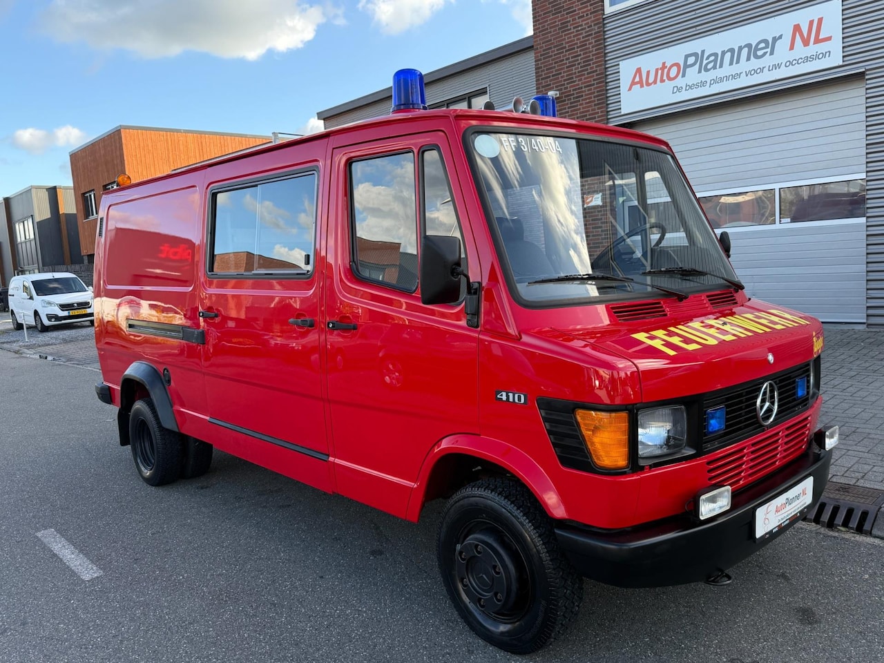 Mercedes-Benz Bestelwagen - 410 Benzine! 6-Pers.! *41.768KM!* - AutoWereld.nl
