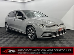 Volkswagen Golf - 1.0 TSI Life Business Clima, Winterpakket, Navi