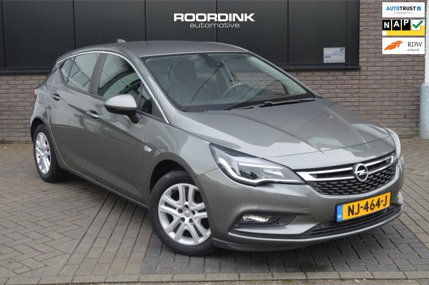 Opel Astra - Clima|Cruise|Camera|Navi|Trekhaak| - AutoWereld.nl