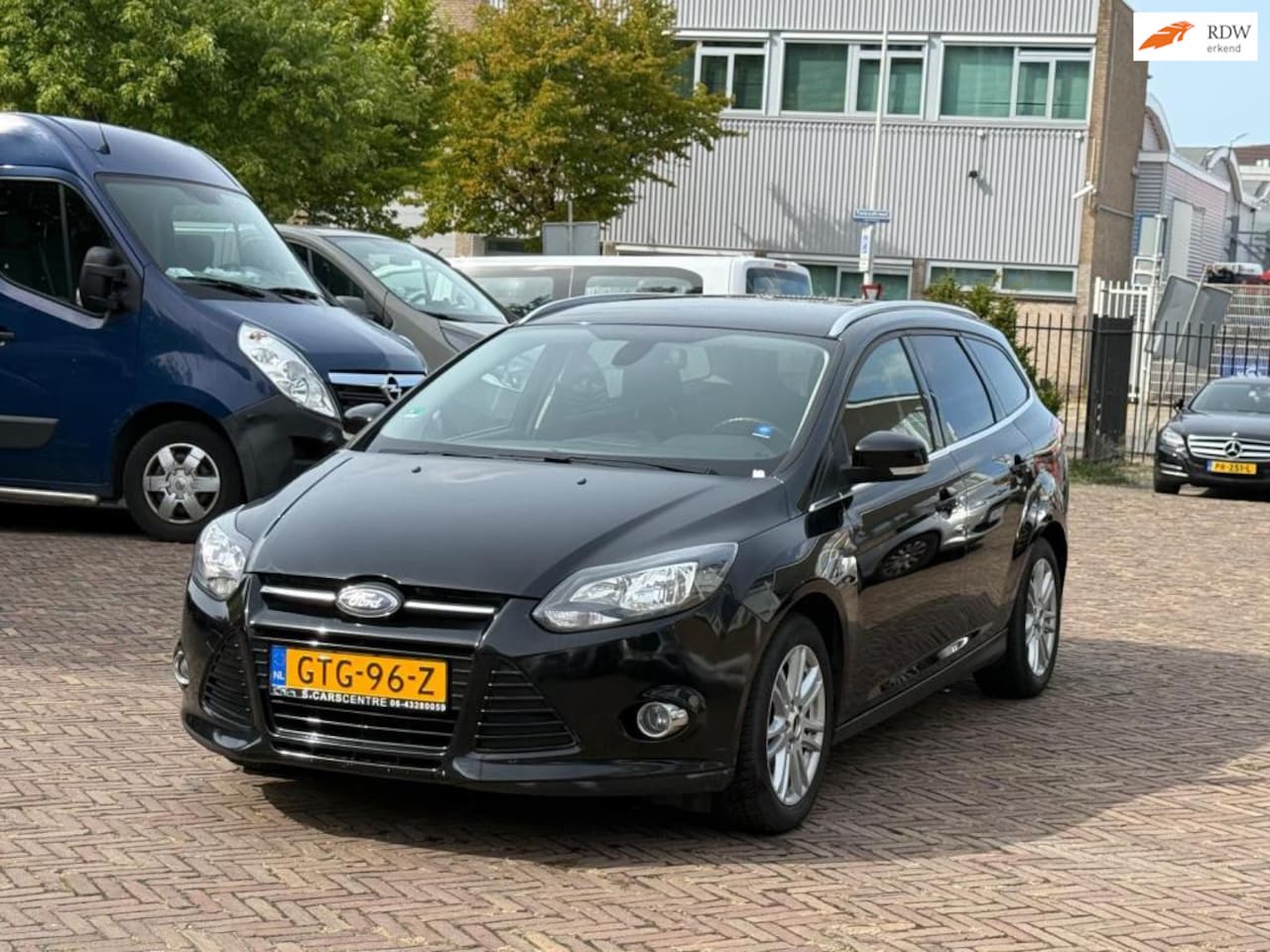 Ford Focus Wagon - 1.0 EcoBoost Trend Cruise|Stoelverwarming|Camera - AutoWereld.nl