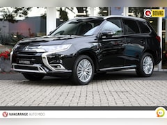 Mitsubishi Outlander - 2.4 PHEV 4WD Automaat First Edition | Leder interieur | Trekhaak