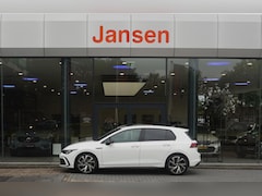 Volkswagen Golf - 1.5 eTSI Style | R-line | Black style | Carplay | Navi | Camera | 18"