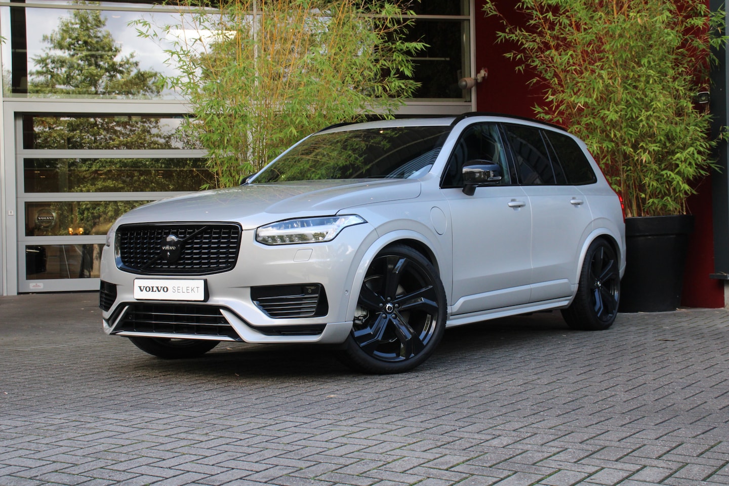 Volvo XC90 - T8 Recharge AWD Ultimate Dark | Black Pack | Luchtvering (Selected Level) | Bowers&Wilkins - AutoWereld.nl