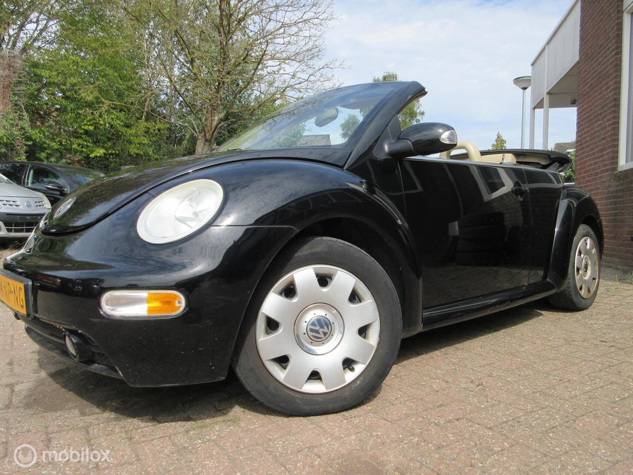 Volkswagen New Beetle Cabriolet - 1.6 werkend dak - AutoWereld.nl