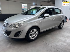 Opel Corsa - 1.2-16V Anniversary Edition