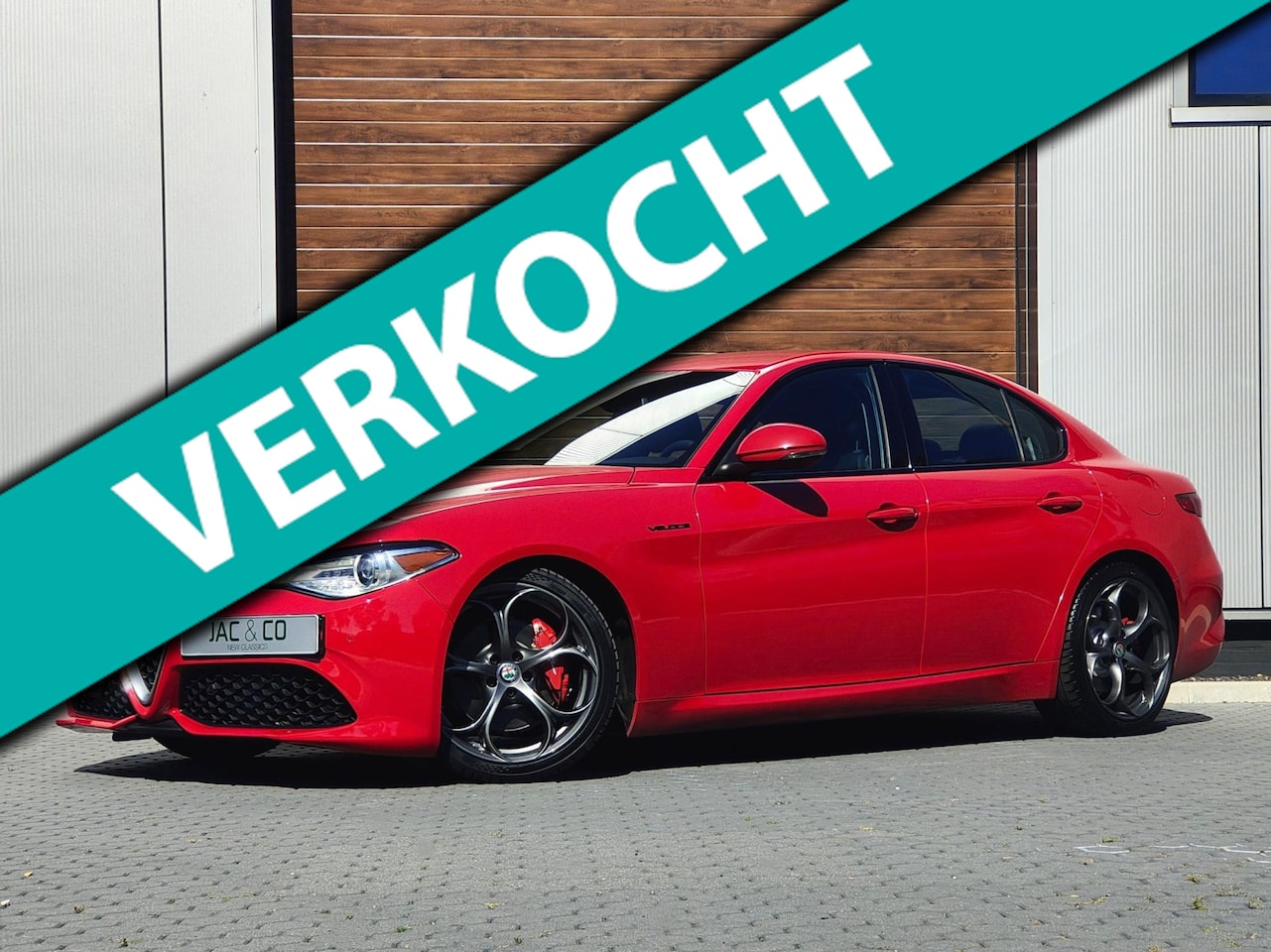 Alfa Romeo Giulia - 2.0T VELOCE 280-PK - Apple Carplay - Nieuwstaat - AutoWereld.nl