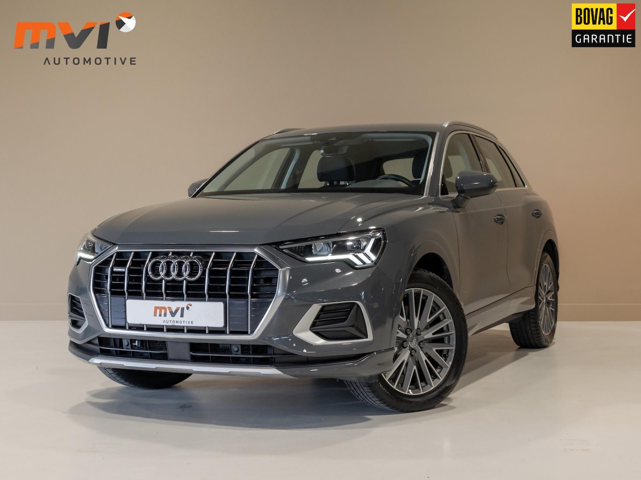 Audi Q3 - 40 TFSI quattro Pro Line business / 190pk / Trekhaak / Achteruitrij camera / Keyless entry - AutoWereld.nl