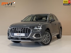 Audi Q3 - 40 TFSI quattro Pro Line business / 190pk / Trekhaak / Achteruitrij camera / Keyless entry