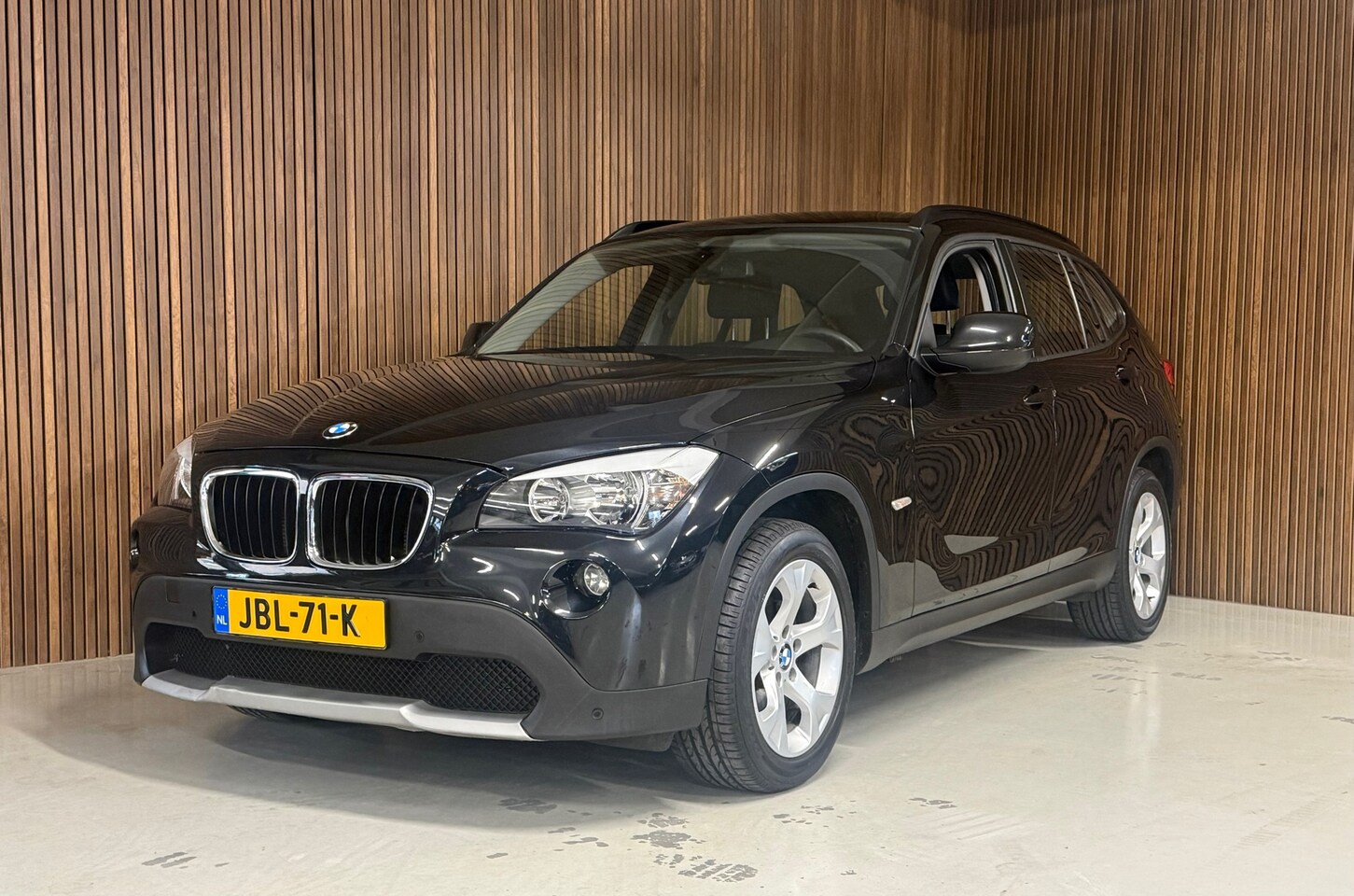 BMW X1 - 1.8i sDrive Executive 1.8i sDrive Executive - AutoWereld.nl