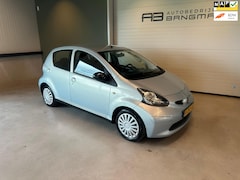Toyota Aygo - 1.0-12V 5-DEURS COMFORT-uitv/AIRCONDITIONING/BLUETOOTH/INFOTAINMENT/NAP/APK 01/05/2026/ZEE