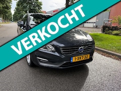 Volvo V60 - 2.0 D4 Kinetic van eerste eigenaar